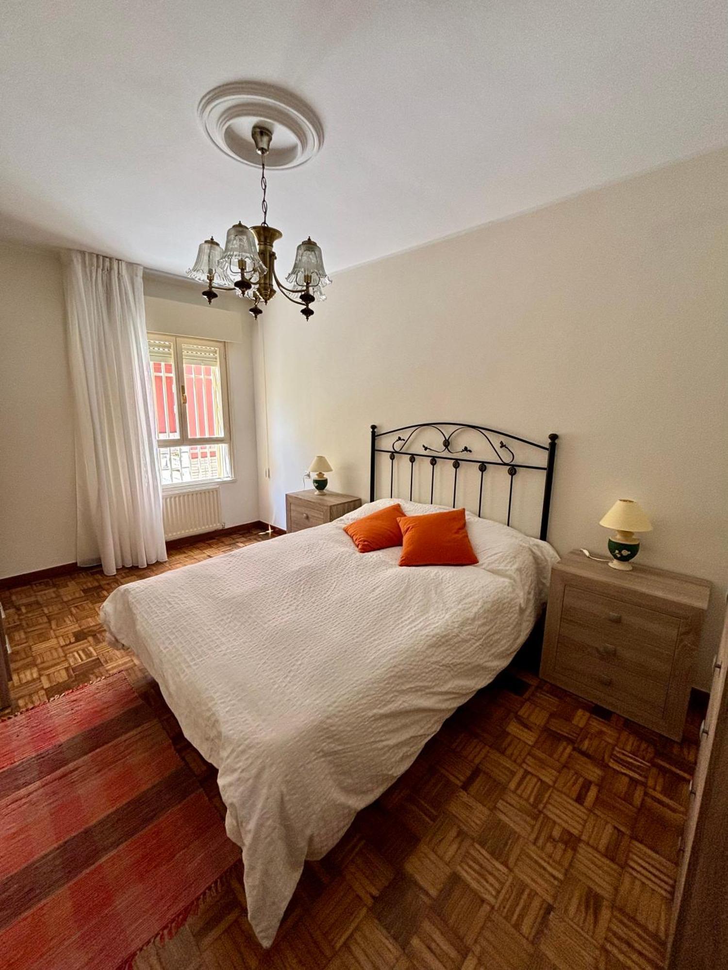 Piso En El Precioso Pueblo De Colunga Apartment ภายนอก รูปภาพ